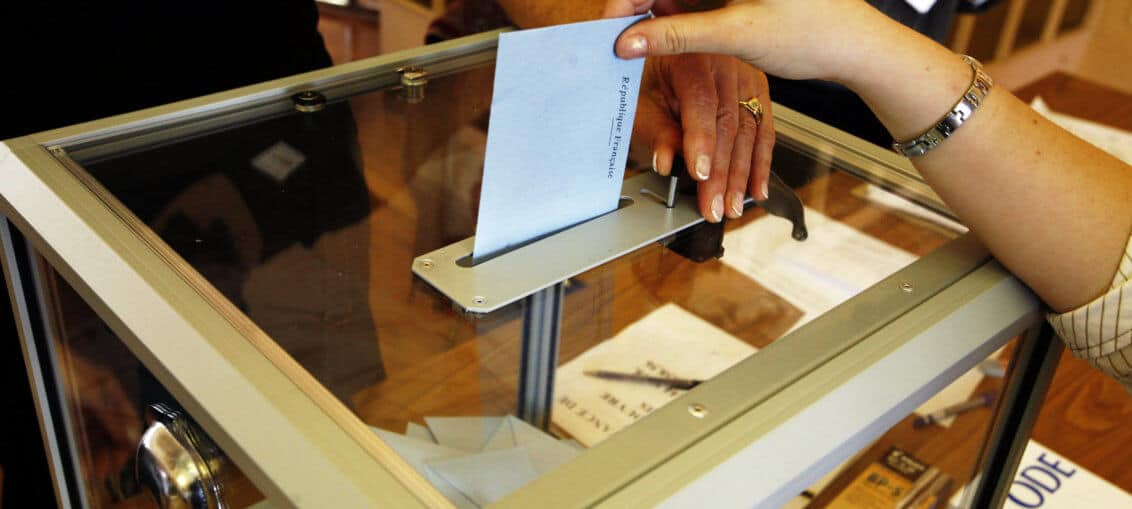 Simultaneous Elections